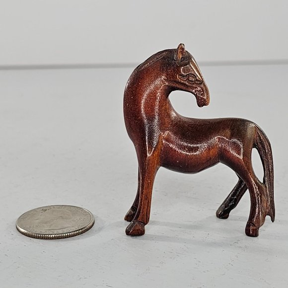 Vintage Wood Carved Horse Looking Back Miniature Figurine Folk Art - Picture 8 of 8